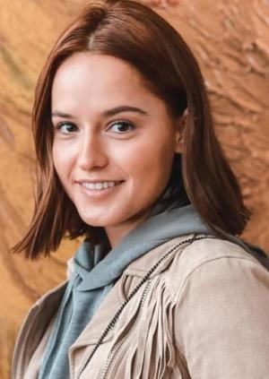 Portrait of Alicia Jaziz