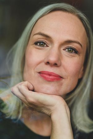 プレビュー画像 Christina Lopes