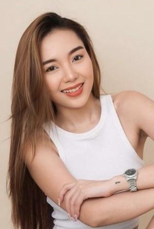 Portrait of Paula Santos